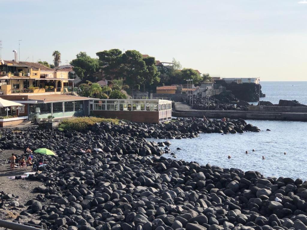Le Tre Meraviglie A 200 M Dal Mare Katanya Dış mekan fotoğraf